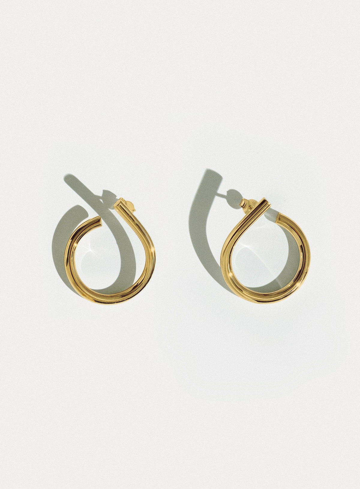 Boucles d'oreilles bouclées