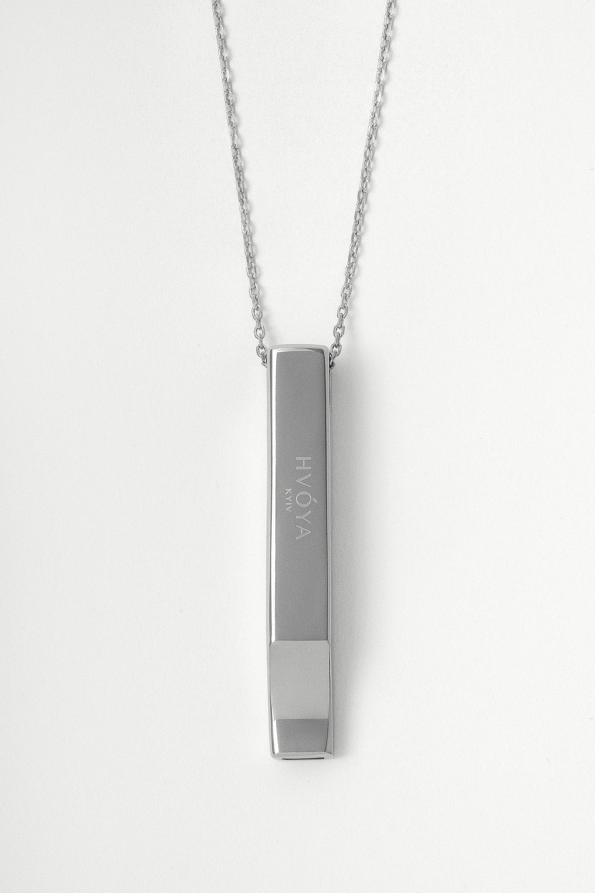 Pendentif sifflet